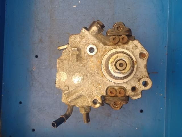 bontott MERCEDES-BENZ E-CLASS Nagynyomású Szivattyú