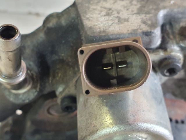 bontott MERCEDES-BENZ E-CLASS Nagynyomású Szivattyú