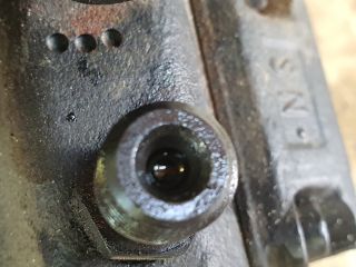 bontott MERCEDES-BENZ E-CLASS Nagynyomású Szivattyú