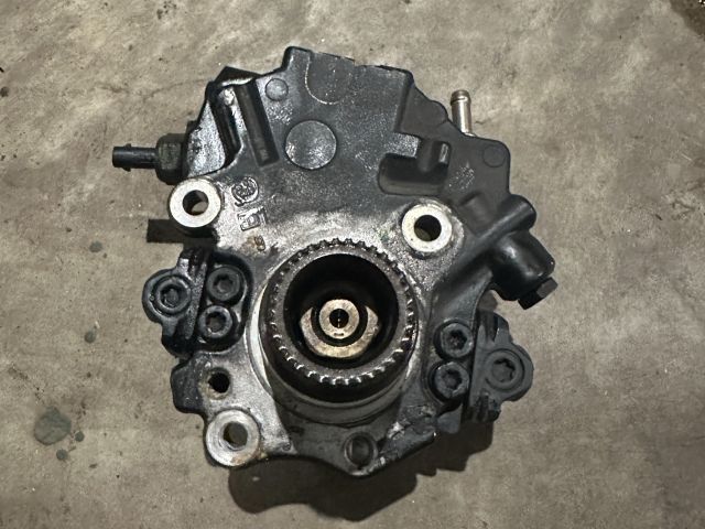 bontott MERCEDES-BENZ E-CLASS Nagynyomású Szivattyú