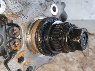 bontott MERCEDES-BENZ E-CLASS Nagynyomású Szivattyú