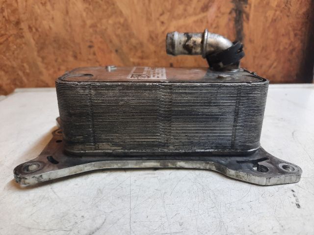 bontott MERCEDES-BENZ E-CLASS Olajhűtő