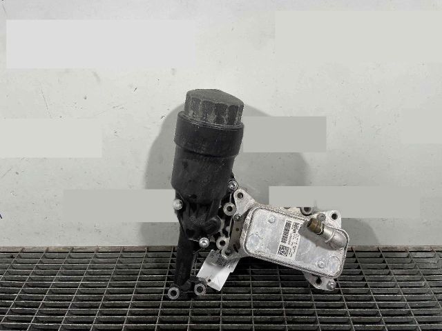 bontott MERCEDES-BENZ E-CLASS Olajszűrő Ház