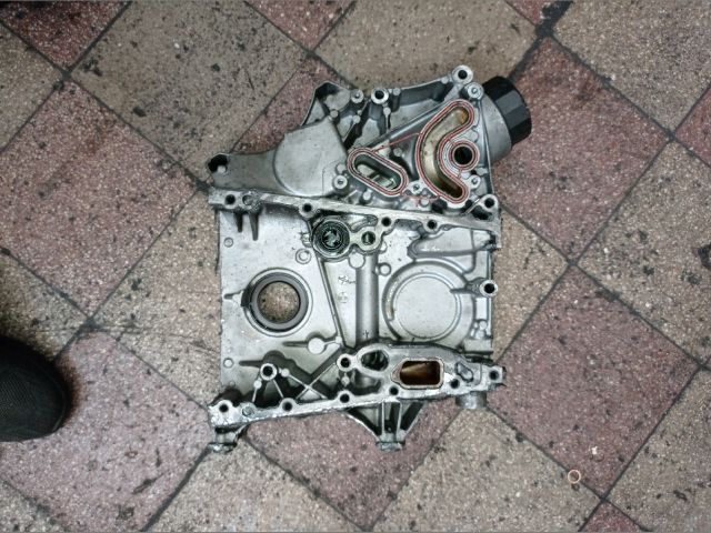 bontott MERCEDES-BENZ E-CLASS Olajszűrő Ház