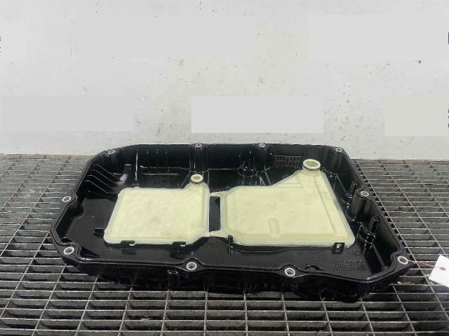 bontott MERCEDES-BENZ E-CLASS Olajteknő