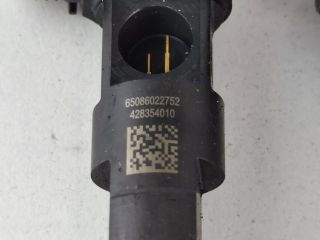 bontott MERCEDES-BENZ E-CLASS Porlasztó (1 db)