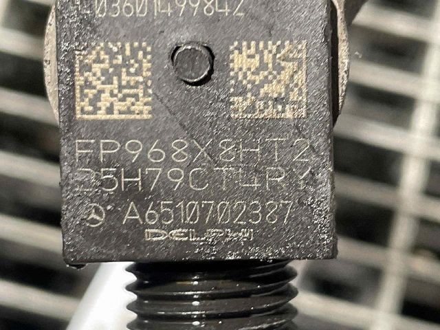 bontott MERCEDES-BENZ E-CLASS Porlasztó (1 db)