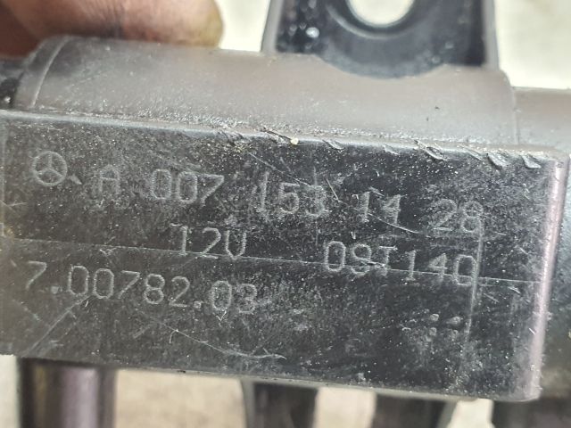 bontott MERCEDES-BENZ E-CLASS Turbó Vákum Szelep