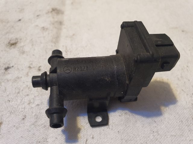 bontott MERCEDES-BENZ E-CLASS Turbó Vákum Szelep