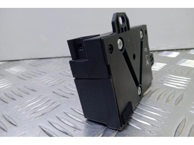 bontott MERCEDES-BENZ E-CLASS Üzemanyag Szivattyú Relé