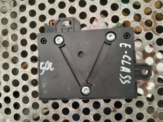 bontott MERCEDES-BENZ E-CLASS Üzemanyag Szivattyú Relé