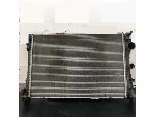 bontott MERCEDES-BENZ E-CLASS Vízhűtő Radiátor (Klímás)