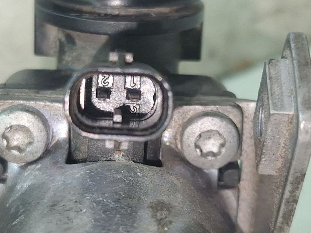 bontott MERCEDES-BENZ E-CLASS Vízpumpa