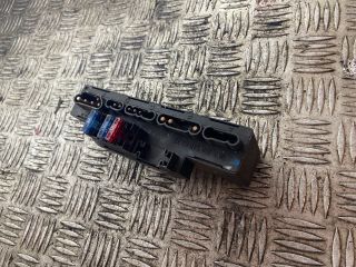 bontott MERCEDES-BENZ E-CLASS Fő Relé