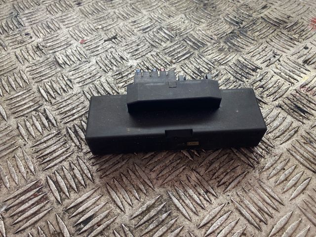 bontott MERCEDES-BENZ E-CLASS Fő Relé