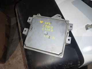 bontott MERCEDES-BENZ E-CLASS Motorvezérlő