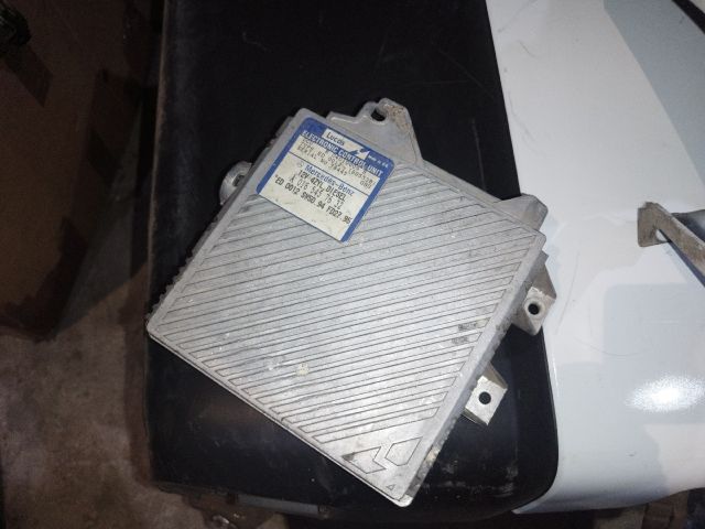 bontott MERCEDES-BENZ E-CLASS Motorvezérlő