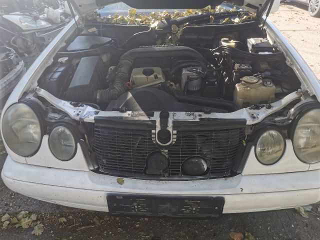 bontott MERCEDES-BENZ E-CLASS Turbó