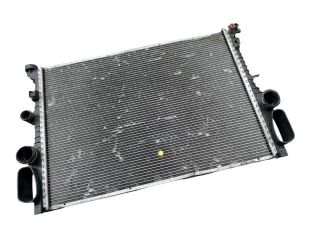 bontott MERCEDES-BENZ E-CLASS Vízhűtő Radiátor (Klímás)