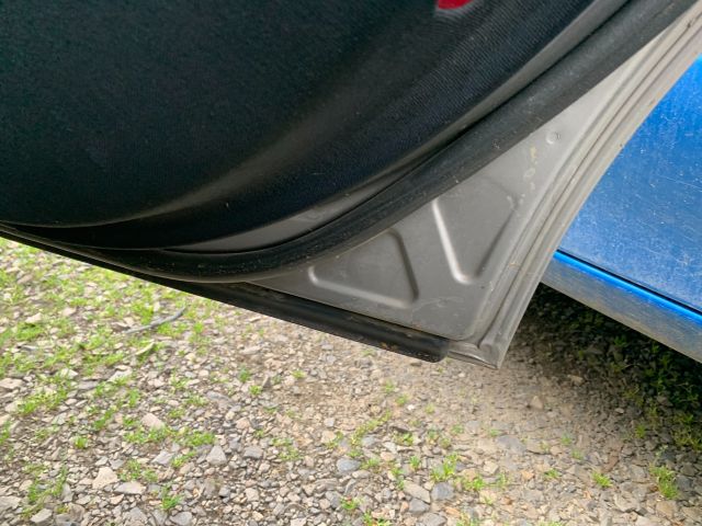 bontott MERCEDES-BENZ E-CLASS Bal hátsó Lengéscsillapító