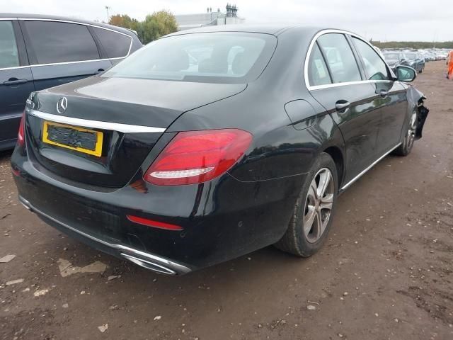 bontott MERCEDES-BENZ E-CLASS Bal első Fékkengyel