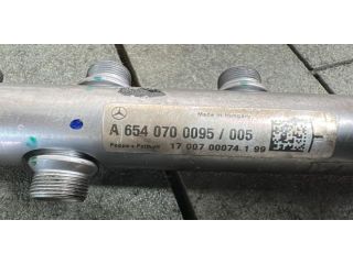 bontott MERCEDES-BENZ E-CLASS Közösnyomócső