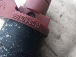 bontott MERCEDES-BENZ E-CLASS Porlasztó (1 db)