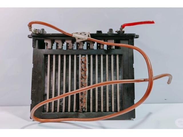 bontott MERCEDES-BENZ E-CLASS Fűtőradiátor