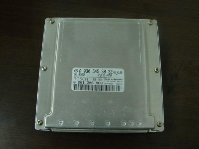 bontott MERCEDES-BENZ E-CLASS Motorvezérlő