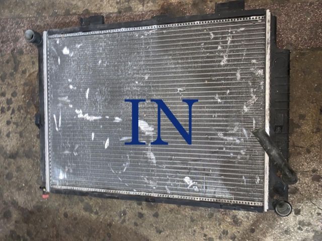 bontott MERCEDES-BENZ E-CLASS Vízhűtő Radiátor (Nem klímás)