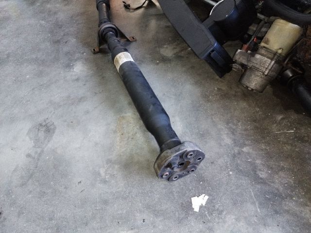 bontott MERCEDES-BENZ E-CLASS Kardántengely