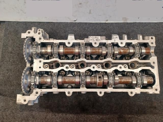 bontott MERCEDES-BENZ E-CLASS Hengerfej