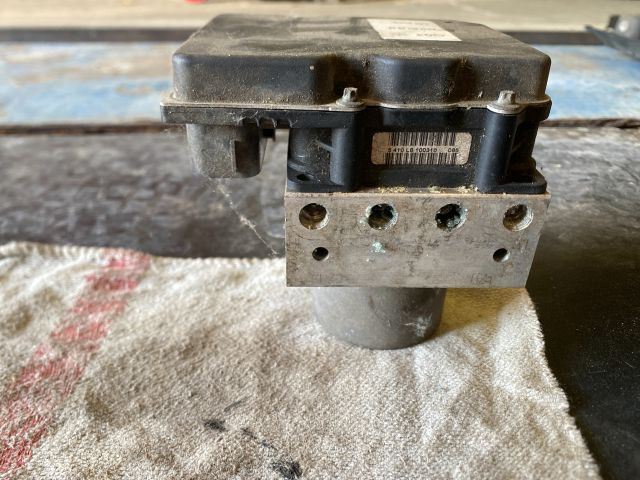 bontott MERCEDES-BENZ E-CLASS ABS Kocka