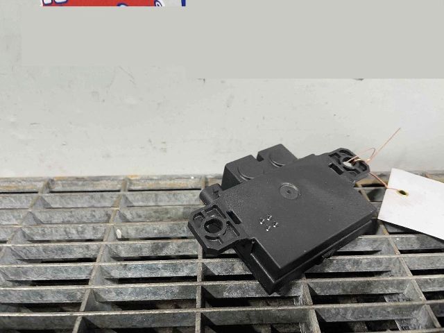 bontott MERCEDES-BENZ E-CLASS Akkumulátor Relé