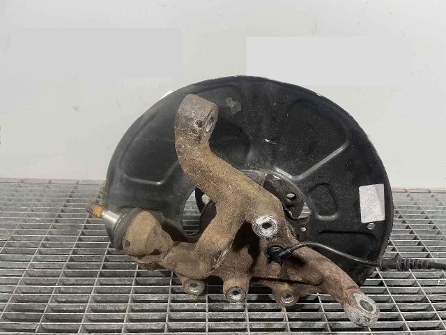 bontott MERCEDES-BENZ E-CLASS Jobb első Csonkállvány