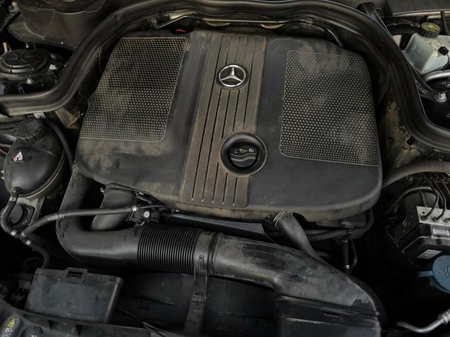 bontott MERCEDES-BENZ E-CLASS Komplett Motor (Segédberendezésekkel)