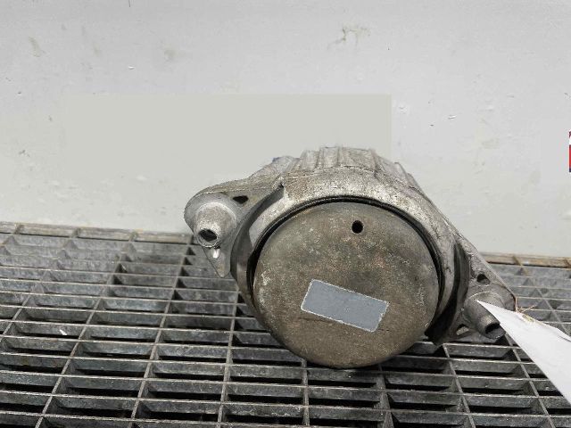 bontott MERCEDES-BENZ E-CLASS Motor Tartó Bak (Pozíciófüggetlen)
