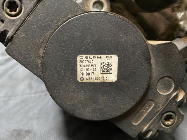 bontott MERCEDES-BENZ E-CLASS Nagynyomású Szivattyú