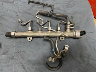 bontott MERCEDES-BENZ E-CLASS Nagynyomású Üzemanyag Gyűjtőcső