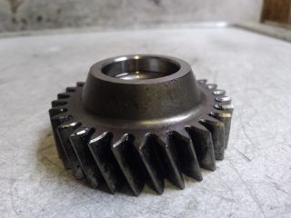 bontott MERCEDES-BENZ E-CLASS Olajszivattyú Fogaskerék