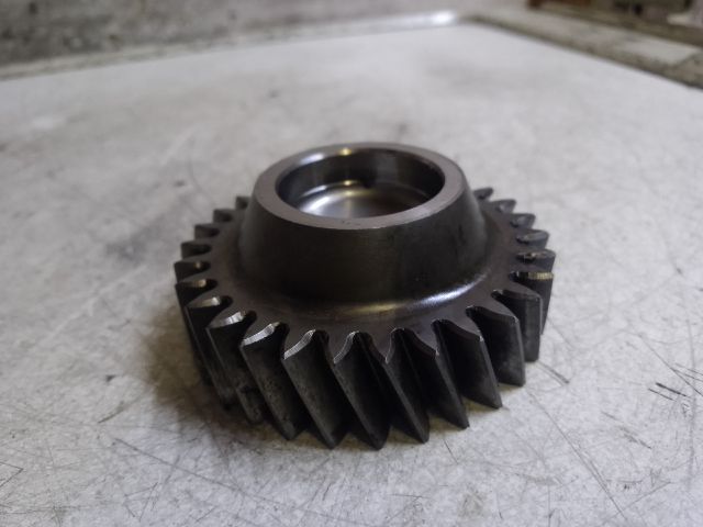 bontott MERCEDES-BENZ E-CLASS Olajszivattyú Fogaskerék