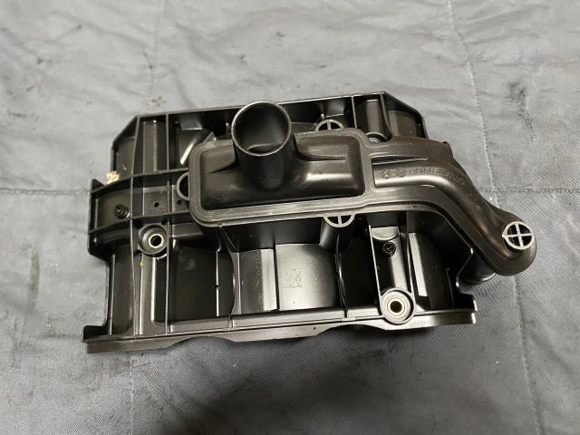 bontott MERCEDES-BENZ E-CLASS Olajszivattyú Szűrőkosár