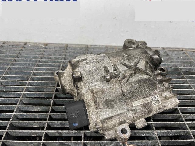 bontott MERCEDES-BENZ E-CLASS Olajszivattyú