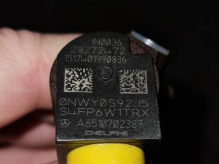 bontott MERCEDES-BENZ E-CLASS Porlasztó (1 db)