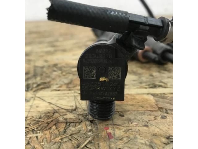 bontott MERCEDES-BENZ E-CLASS Porlasztó (1 db)