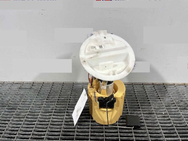 bontott MERCEDES-BENZ E-CLASS Üzemanyag Szivattyú