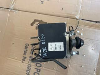 bontott MERCEDES-BENZ E-CLASS ABS Kocka