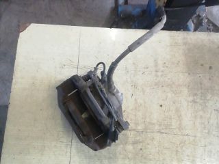 bontott MERCEDES-BENZ E-CLASS Jobb első Féknyereg Munkahengerrel