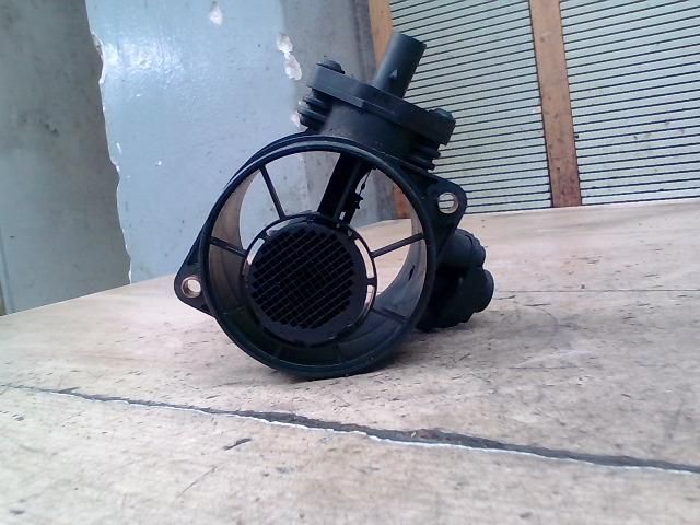 bontott MERCEDES-BENZ E-CLASS Légtömegmérő