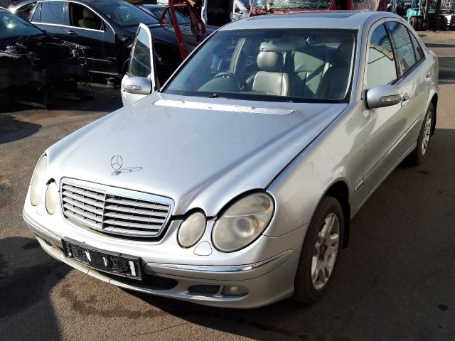 bontott MERCEDES-BENZ E-CLASS Leömlő (Soros)